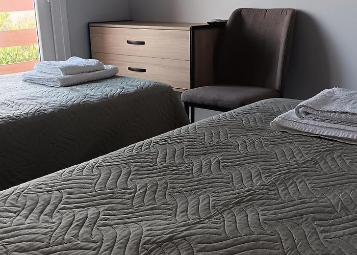 Yvonne's House Apartment *