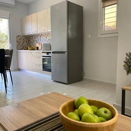 Yvonne's House Apartment *