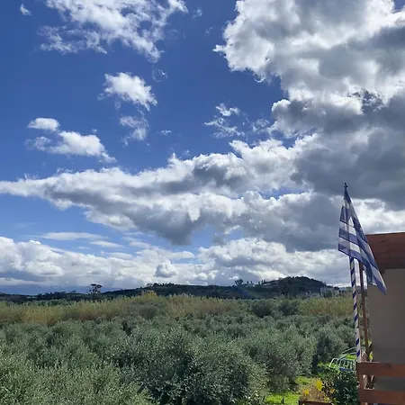 Apartment Yvonne's House *